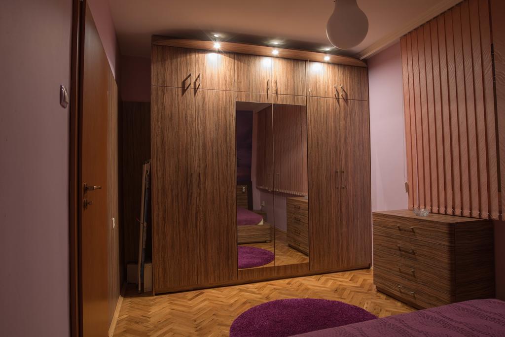 Sea Garden Plaza Apartment - Free Parking Burgas City Eksteriør billede